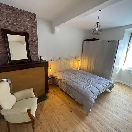 Agreable Maison De Village Au Coeur De